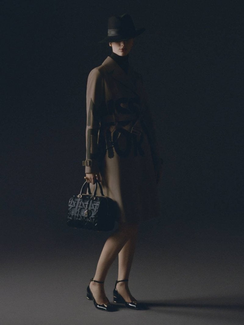 حقيبة Dior Groove من ديور تعيد تعريف الأناقة
