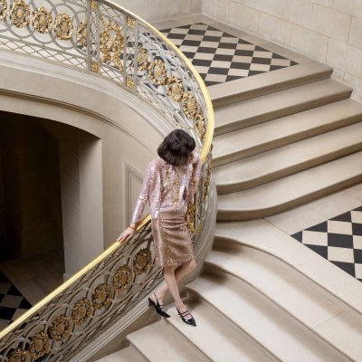 Runway-Inspired Elegance – Stunning Mother’s Day Fashion Ideas