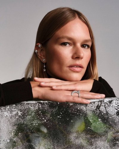 Bold & Beautiful – The Allure of Statement Earrings
