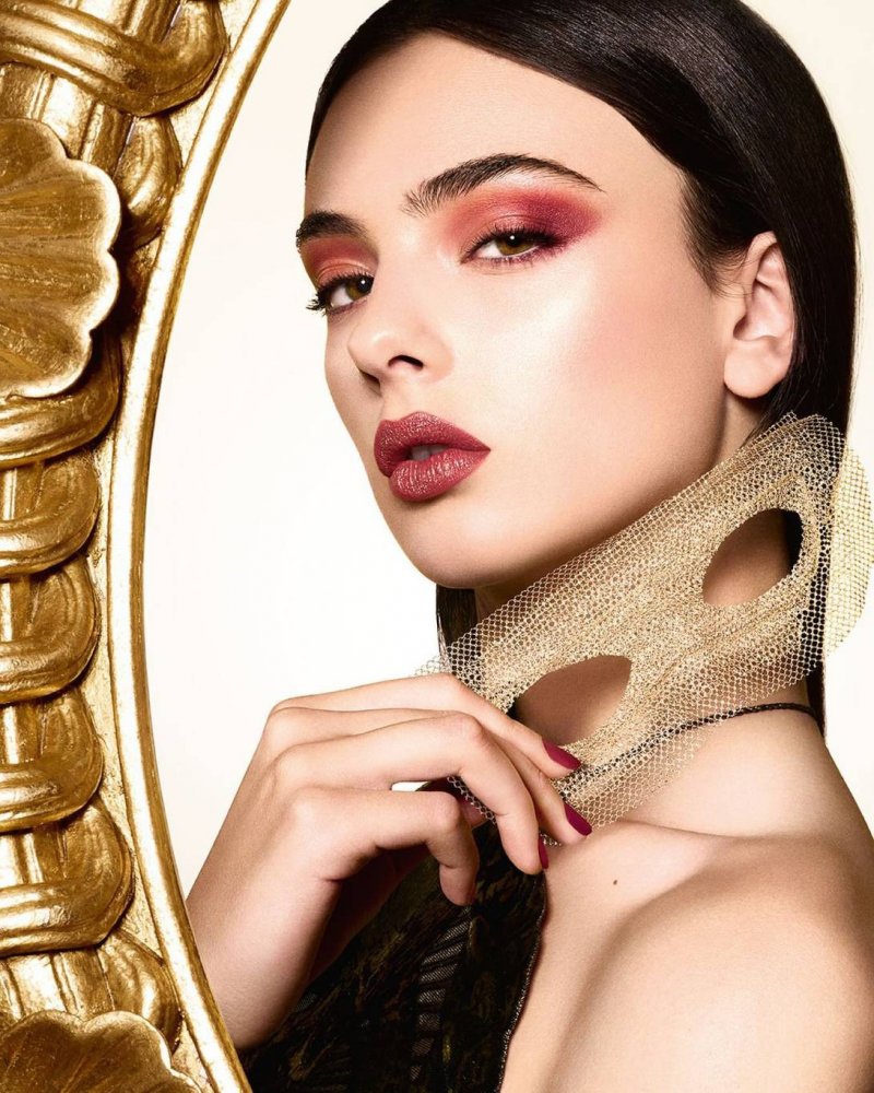 Get Dior’s Daring Makeup Look for the Holiday Season
