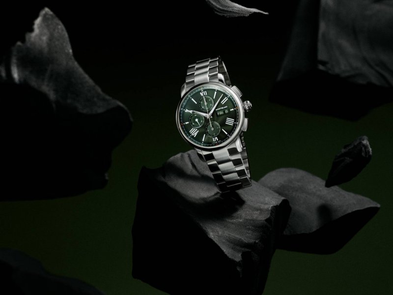 Elevate Your Wrist Game with the Latest Men Watches