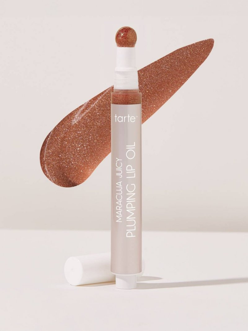 مستحضر Maracuja Juicy Plumping Lip Oil من تارت كوزمتيكس 

