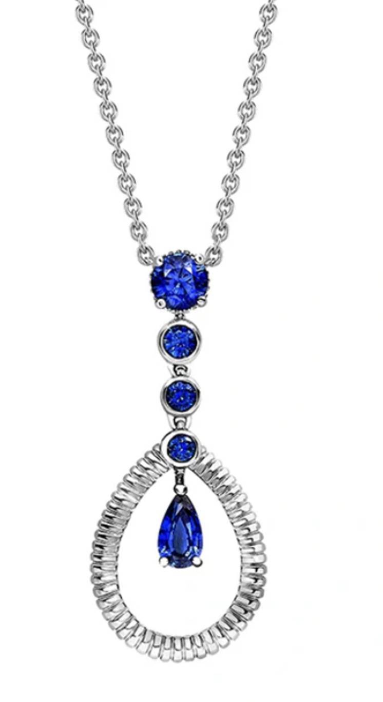 قلادة Colours of Love Fluted Gemstone Teardrop من فابرجيه   