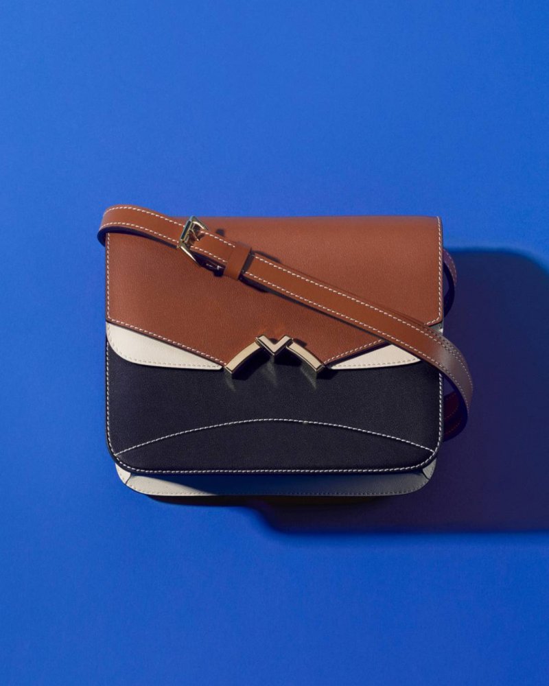 علامة Moynat 