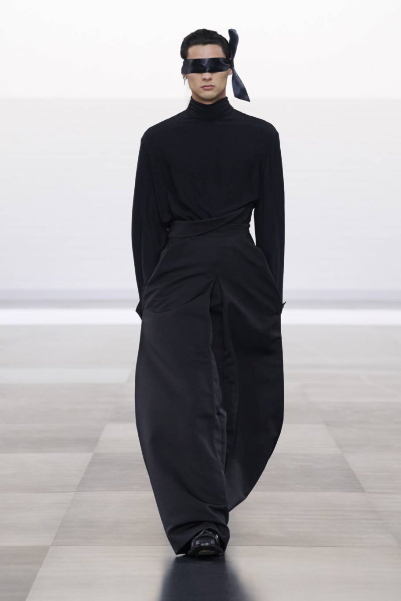Dior Presents Its Men Winter 2025-2026 Collection | Azyaamode