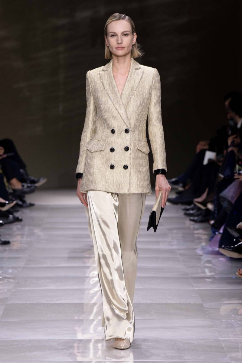 Giorgio Armani Privé Fall/Winter 2024-2025 Haute Couture Collection