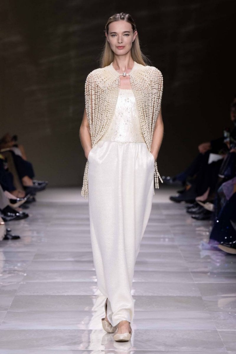 Giorgio Armani Prive Fall Winter 2024 2025 Haute Couture Collection Azyaamode