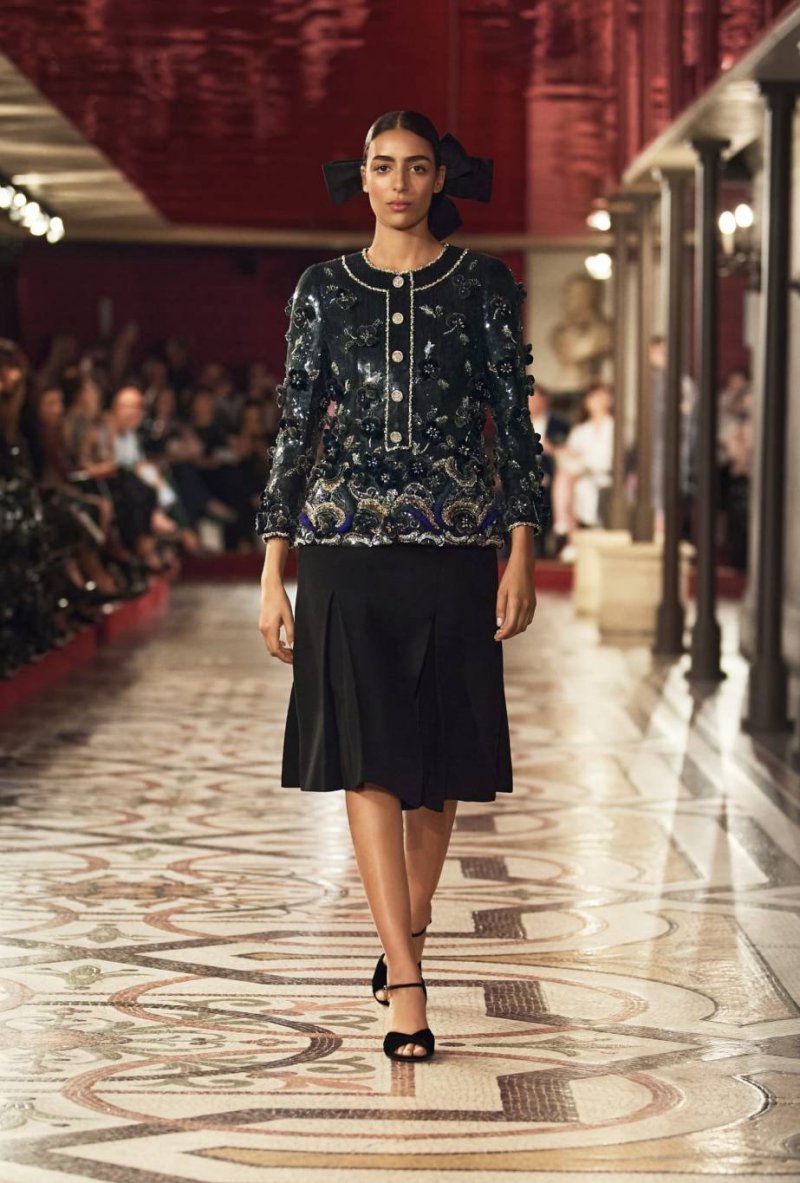 CHANEL Fall/Winter 2024-2025 Haute Couture Collection CHANEL Fall/Winter 2024-2025 Haute Couture Collection