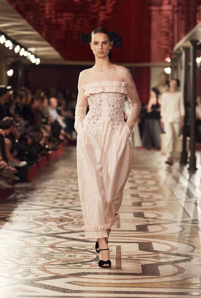 CHANEL Fall/Winter 2024-2025 Haute Couture Collection