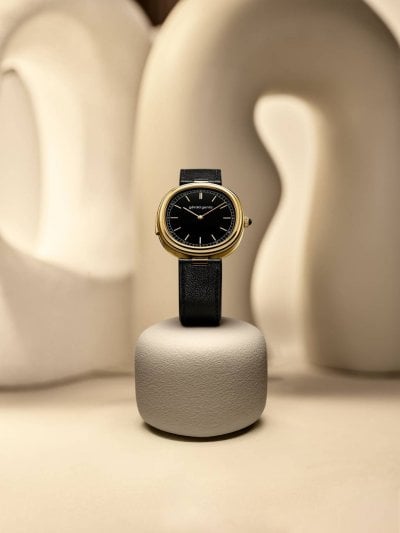 جيرالد جينتا تكشف عن ساعة Minute Repeater في معرض أيّام جنيف للساعات لعام 2025
