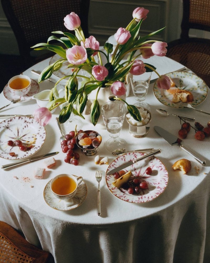 ديور ميزون تكشف عن مجموعة Champs de Tulipes