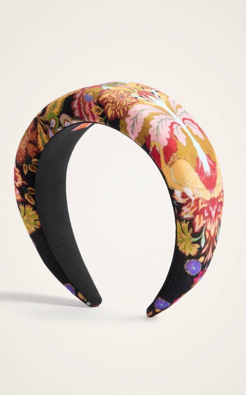 علامة La DoubleJ
