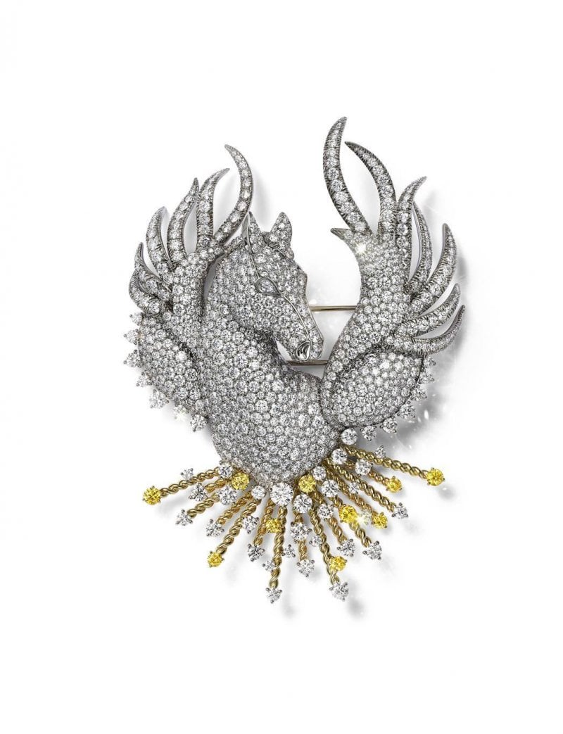 بروش راقٍ من تيفاني أند كو. 