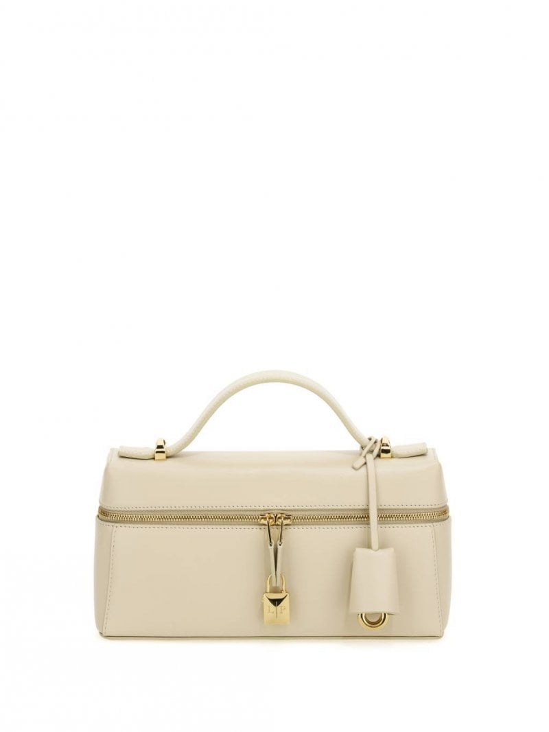 حقيبة The Extra من لورو بيانا  
