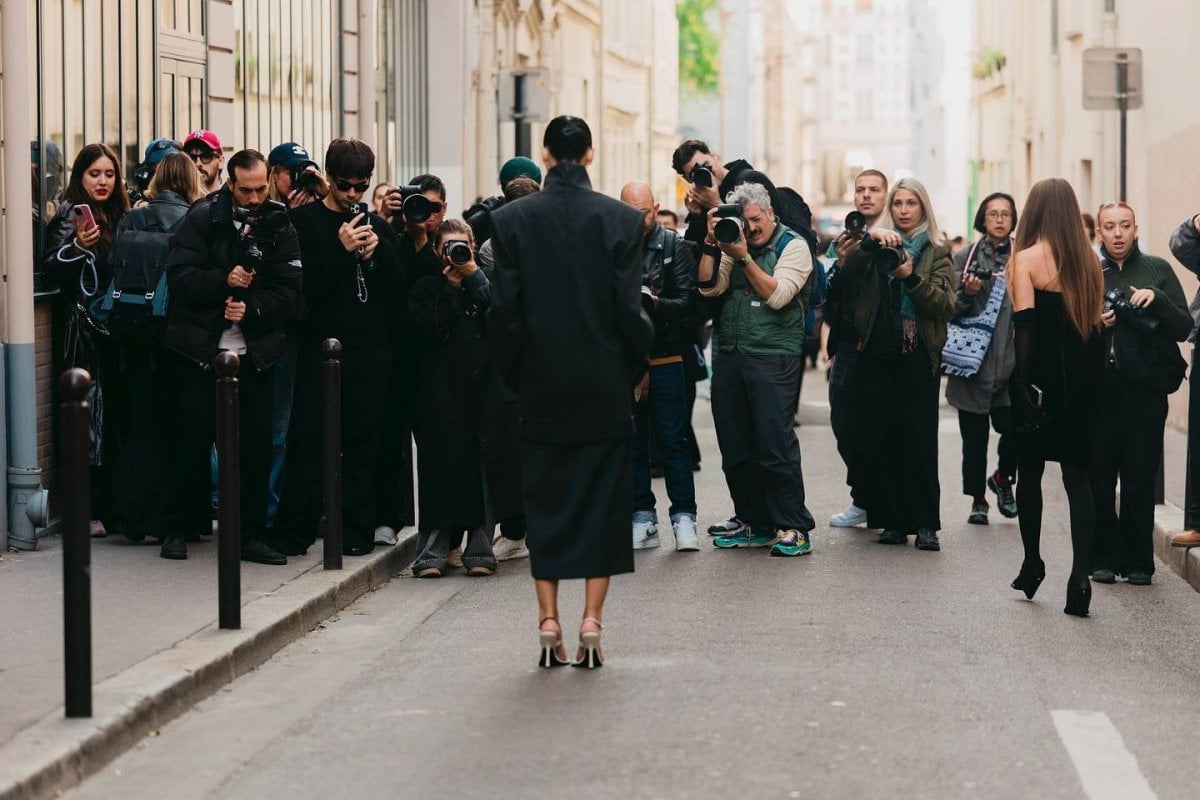 من الشارع إلى مرجعك في الموضة