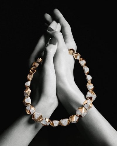 أبعد من البريق