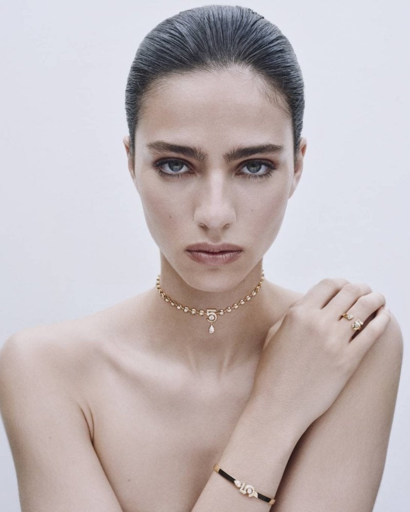 CHANEL No5 Transforms into Dazzling Diamond Icons
