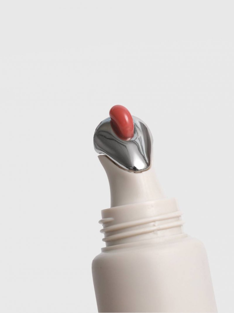 مستحضر Tinted Lip Gloss بلون Dusk من ريفاي 
