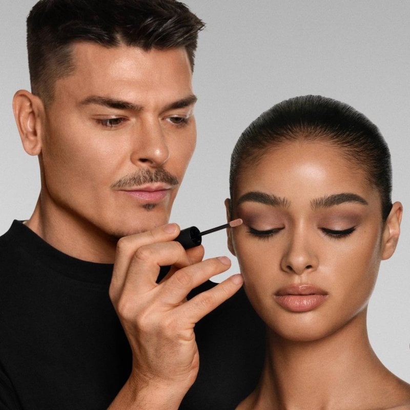 أطلقت علامة Makeup by Mario ظلال العيون Master Mattes Long-Wear Cream Eyeshadow.
