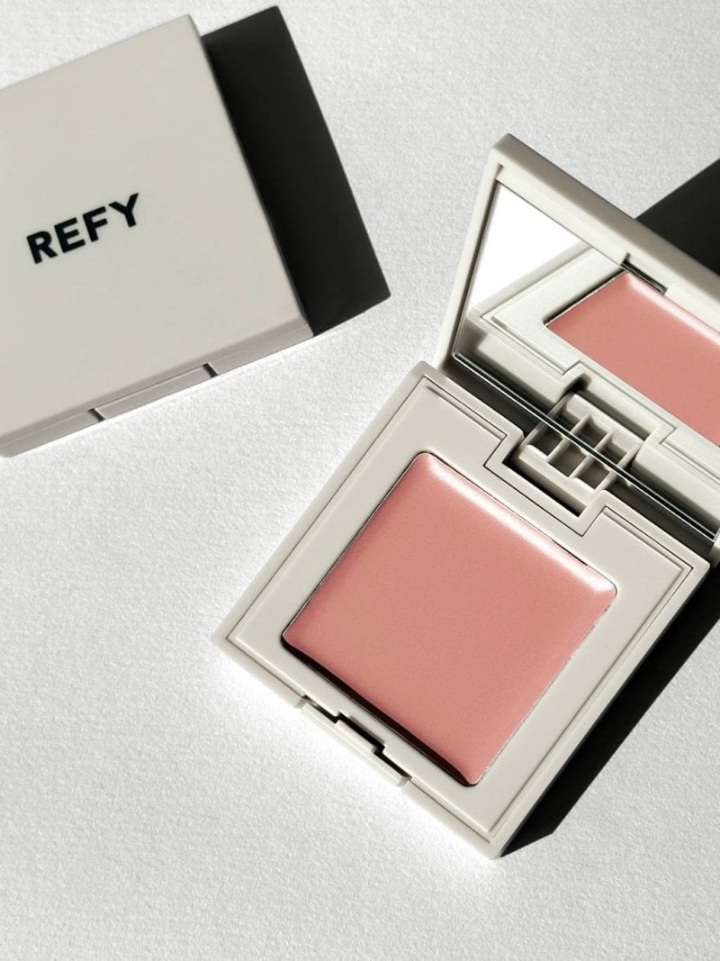 بلاش Cream Blush بلون ROSE من ريفاي 
