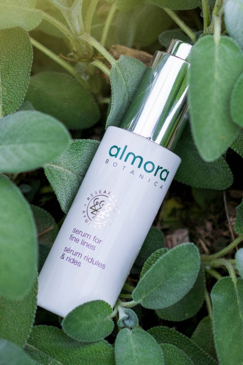 سيروم Serum for Fine Lines من ألمورا بوتانيكا
