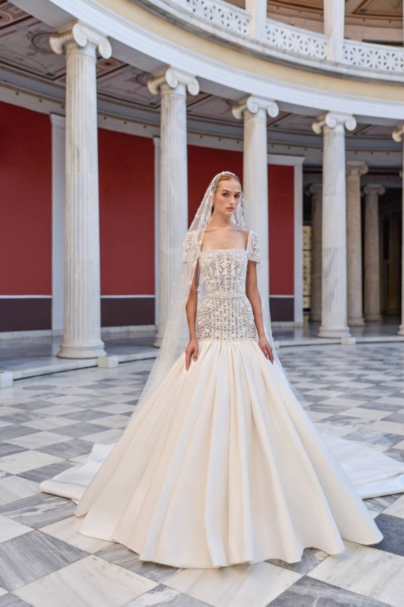 مجموعة L’Eventail لخريف وشتاء 2025-2026 من رامي قاضي 
