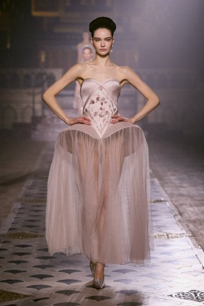 Love Expressed Through Georges Hobeika’s Couture Spring-Summer 2026
