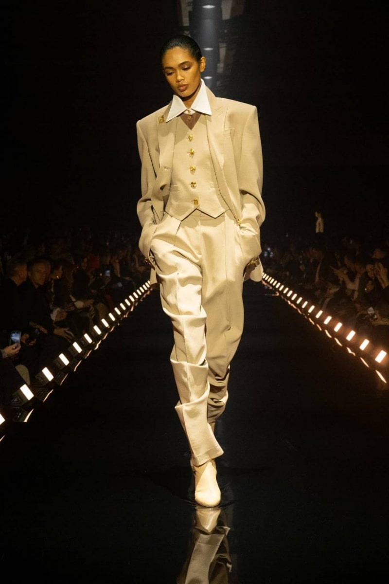 Schiaparelli Explores Fashion’s Duality with Fall/Winter 2026-2027