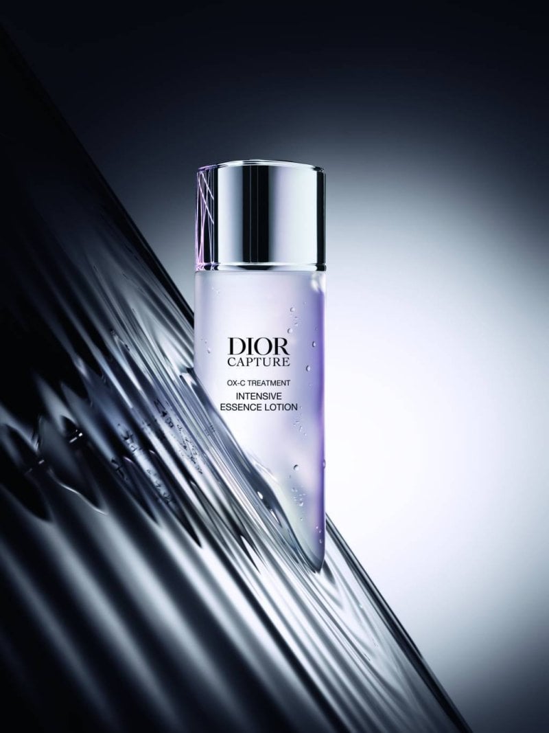 عالم Dior Capture يستهلّ حقبة جديدة مع Intensive Essence Lotion