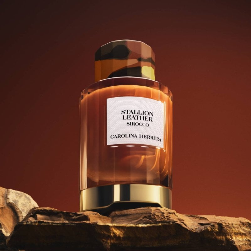 عطر Stallion Leather Sirocco من كارولينا هيريرا 
