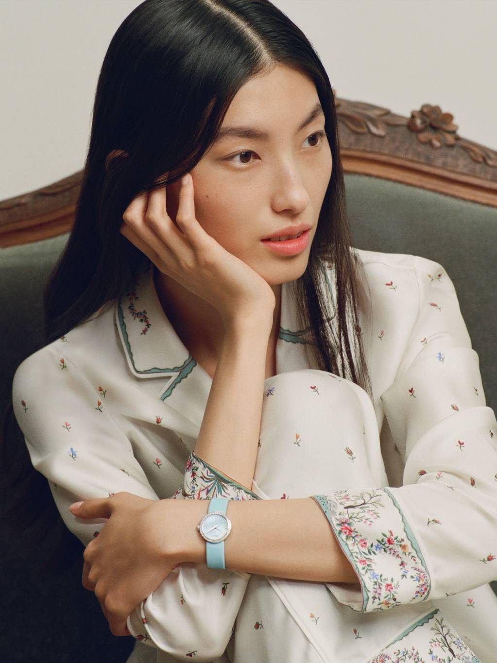 ساعة La D de Dior تعود بدرجات باستيل منعشة