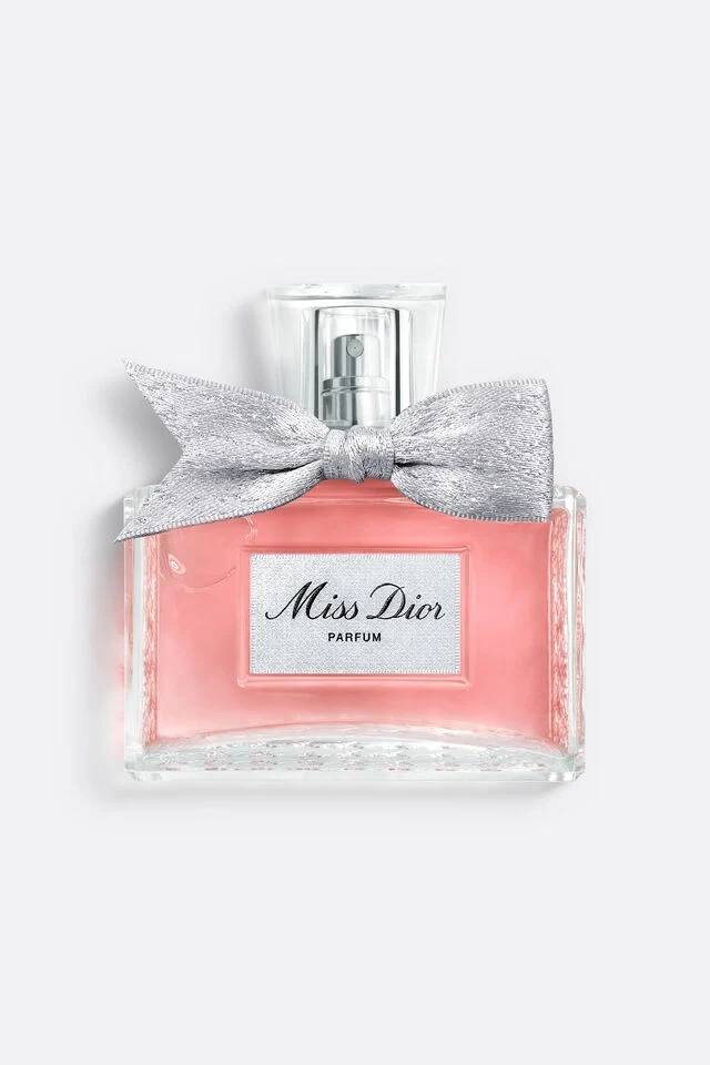 عطر Miss Dior من ديور هو باقة كلاسيكيّة من أزهار الزفاف.