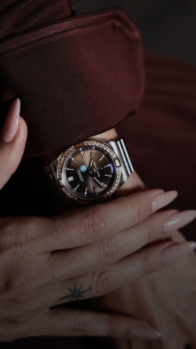 أزياء مود تستكشف الفصل الجديد من ملحمة Chronomat الأيقونيّة من بريتلينغ