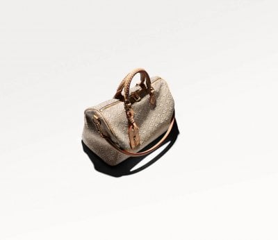 لويس فويتون تعيد ابتكار المونوغرام الأيقوني مع Monogram Emblème
