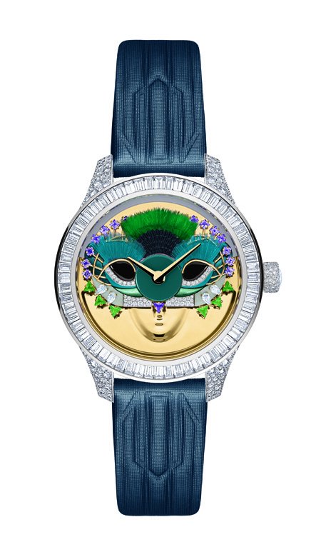 <p>This <strong>Dior Grand Bal Masqué </strong>watch is equipped with an automatic movement exclusive to the House. It reflects the beauty of gold in its three different colors white, yellow and pink. As for the mask itself, there are not enough words to describe its amazingness; it’s a true work of art!</p>