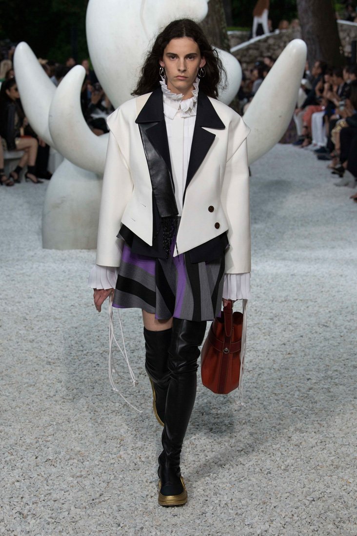 <strong>بولغري،</strong> مجموعة <span dir=LTR>Wild Pop</span> للمجوهرات الرّاقية، أقراط <span dir=LTR>Flamingos</span><br />
&nbsp;