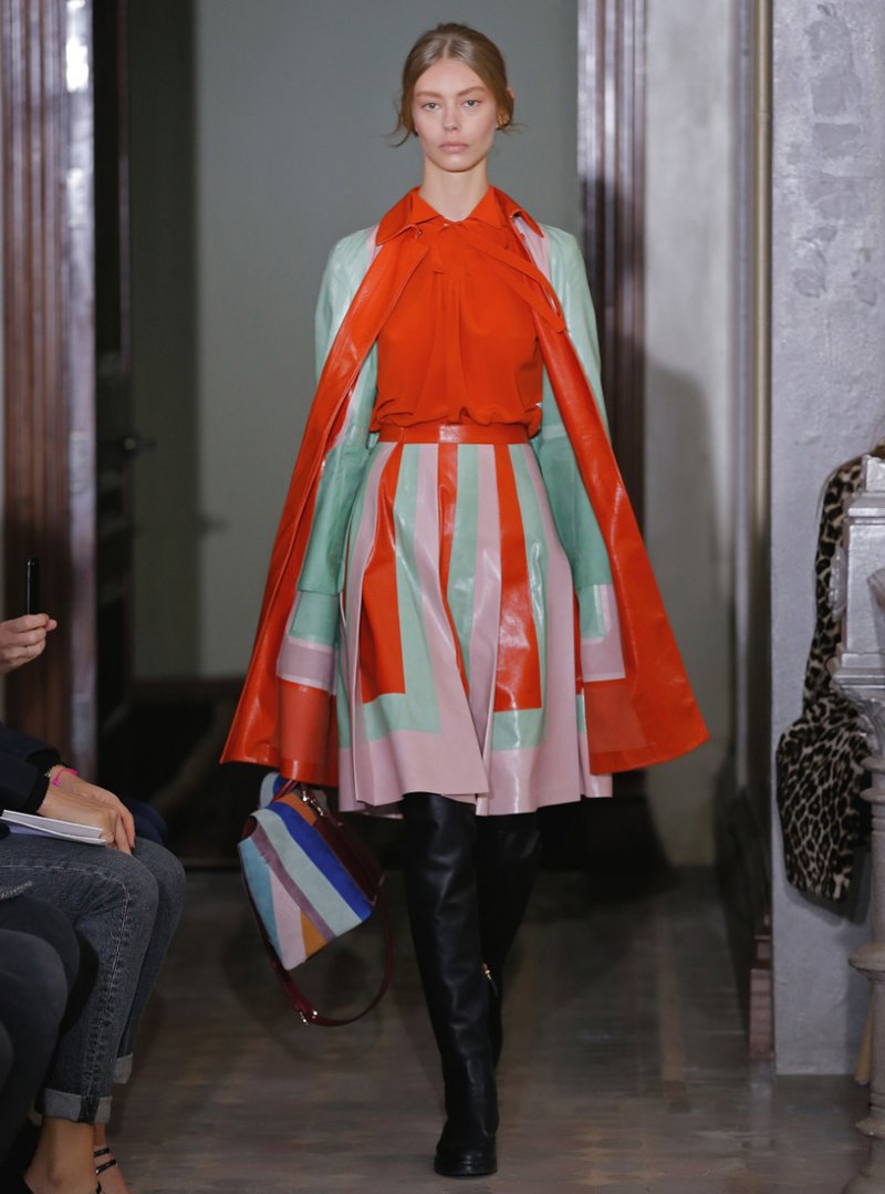 علامة Perfect Moment<br />
<em>من موقع</em> <em>Alexandalexa.com</em>