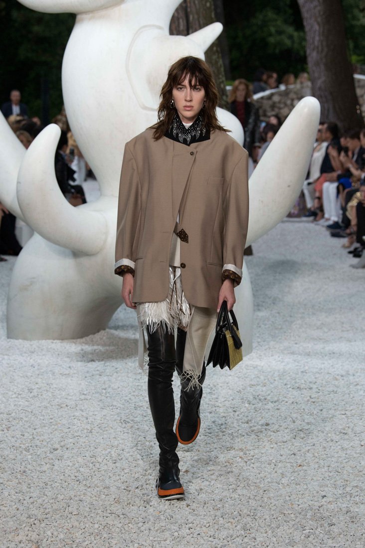 زيمرمان<br />
<em>من موقع</em> <em><span dir=LTR>Matches Fashion</span></em><br />
&nbsp;