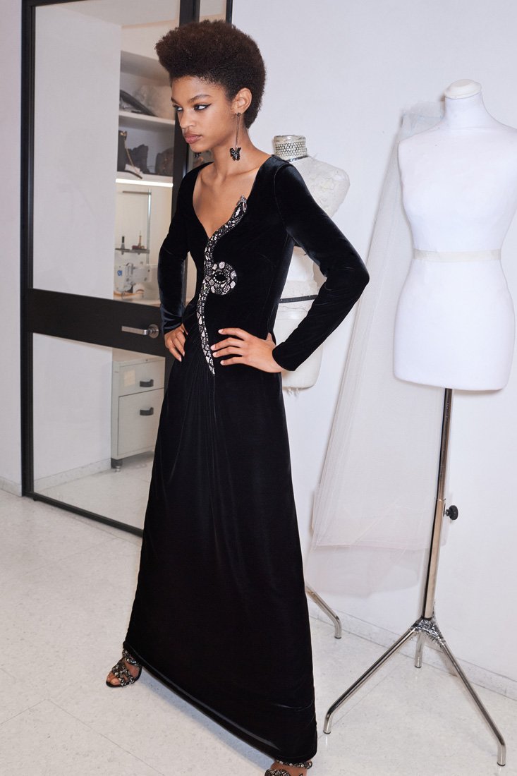 خاتم <span dir=LTR>Magical Setting</span> المرصّع بالماس والياقوت الأحمر<br />
&nbsp;