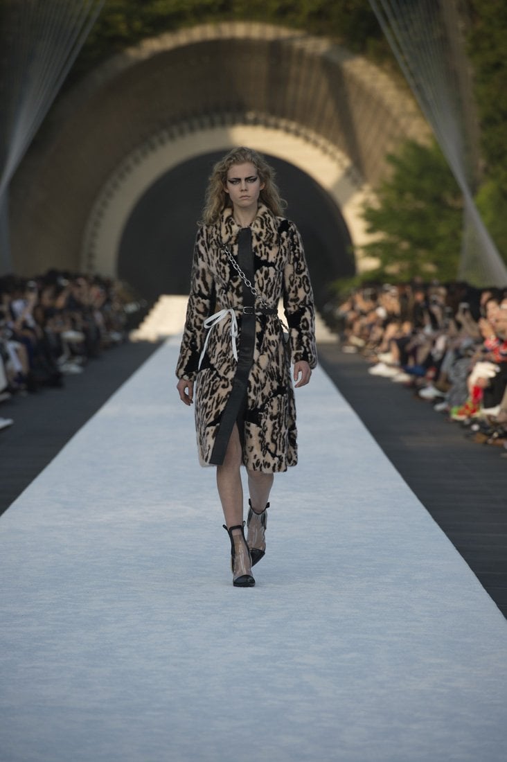 بروينزا سكولر<br />
<em>من موقع</em> <em>Matches Fashion</em><br />
&nbsp;