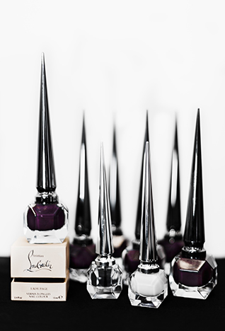 <strong>مجموعة مونيك لويلييه لفساتين الزّفاف </strong><br />
ربيع وصيف 2015