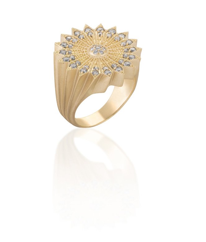 <strong>Nada G</strong> Power of Light ring