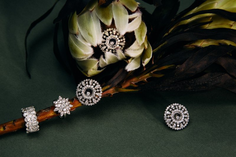 When Azyaamode Selects Their Favorite Jewels…
