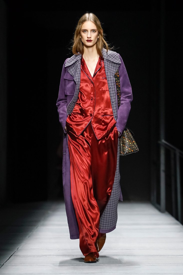 برادا<br />
من موقع <em><span dir=LTR>MRPORTER</span></em><br />
&nbsp;