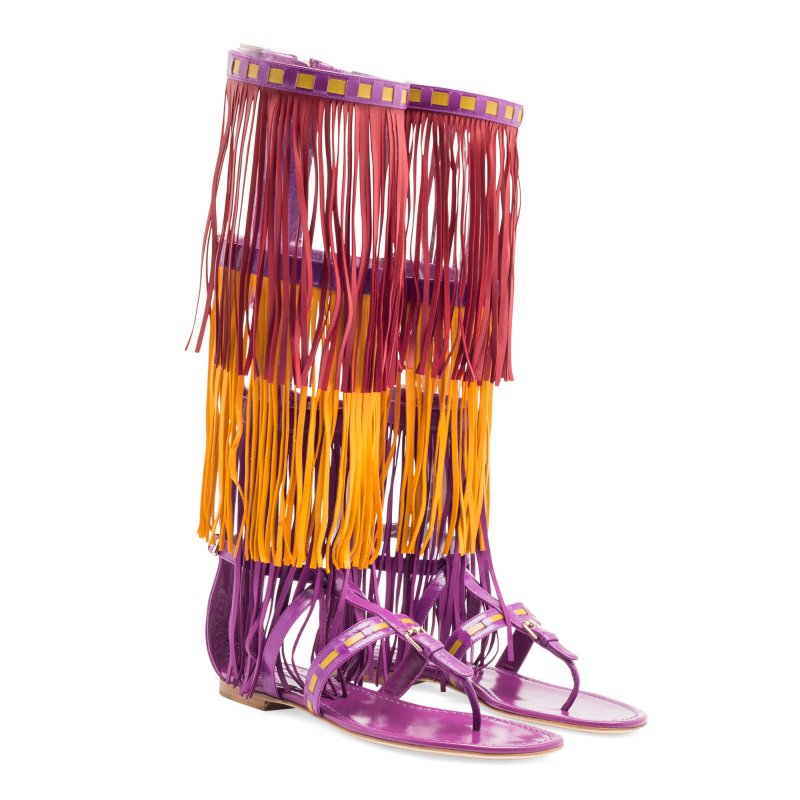 <strong>بيلّا حديد </strong>في إطلالة من<strong> بولغري</strong><br />
&nbsp;