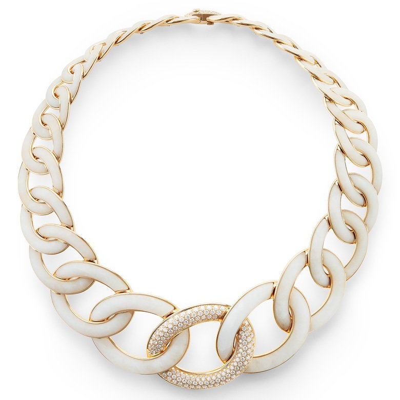 <strong>Boucheron</strong>, Paris, Vu Du 26 high jewelry collection, Maillons necklace<br />
 