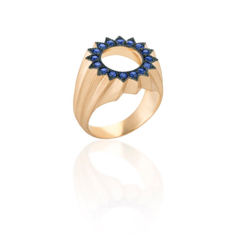 <strong>Nada G</strong>, Power of Light ring<br />