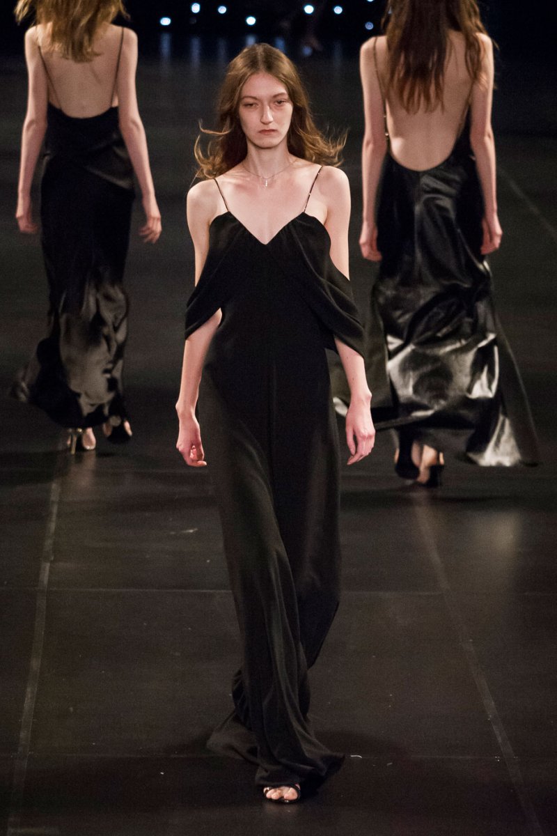 تييري موغلر<br />
&nbsp;