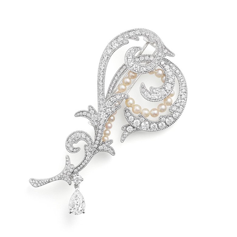 <strong>Chaumet</strong>, Chaumet Est Une Fête high jewelry collection, Valses d'Hiver brooch<br />
 