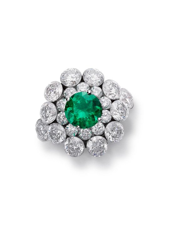 <strong>Chopard</strong>, Magical Setting high jewelry ring<br />
 